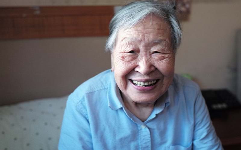 Carers can reposition Wendy without causing her pain