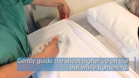 Position client higher up in bed with VENDLET Standard