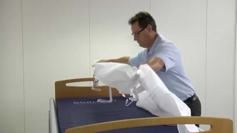 Mounting a slide sheet on VENDLET V5S